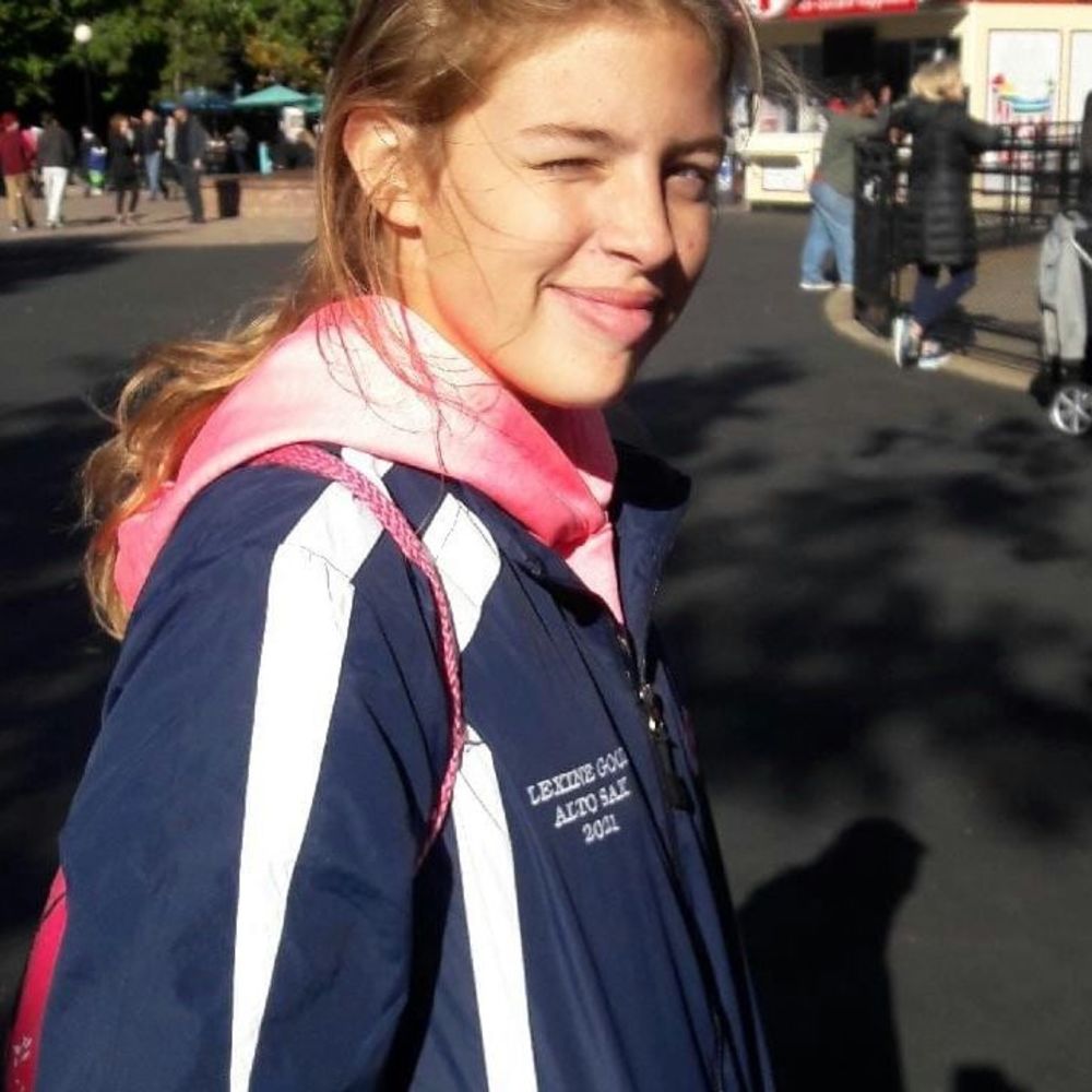 Meet your Posher, Lexine